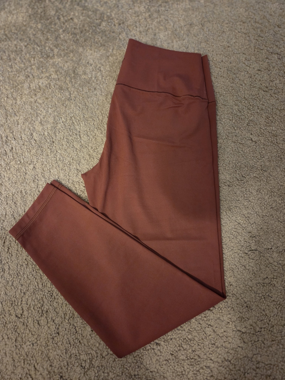 Old Navy Women's High Rise Leggings in Rust